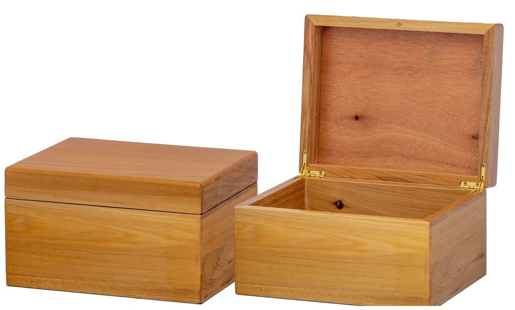 The Victoria Wood Remembrance Chest