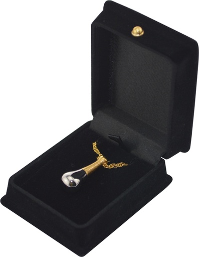 [401 TDG] Gold Victoria Pendant